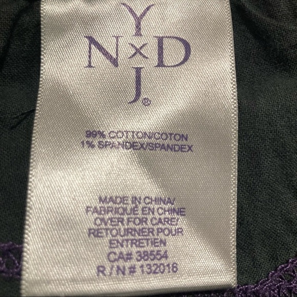 NYDJ Sz 12 Straight Leg  Rhinestone On Back Pockets In Black Jeans - Picture 7 of 7